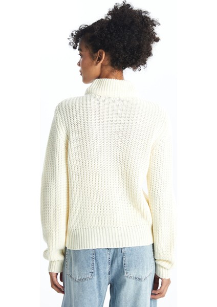 Yeni Sezon Yarım Balıkçı Yaka Kadın Triko Kazak fırsatları