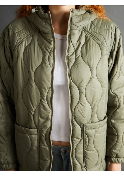 Yeni Sezon Kapüşonlu Kapitone Kadın Şişme Mont fırsatları