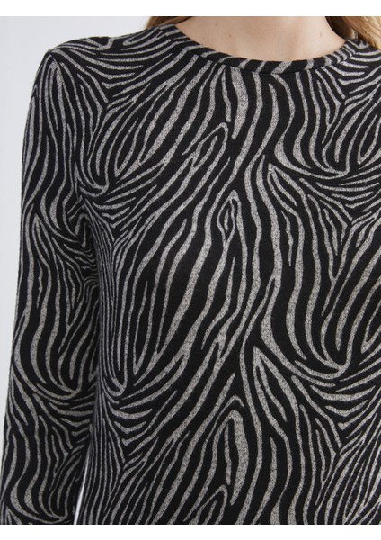 Yeni Sezon Bisiklet Yaka Desenli Bluz fırsatları