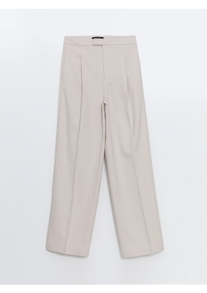 Yeni Sezon Standart Fit Kadın Pantolon indirimleri