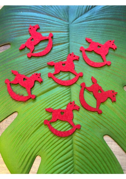 6 Adet Kırmızı Keçe At Arma Dikiş Aksesuarı 7x7 cm