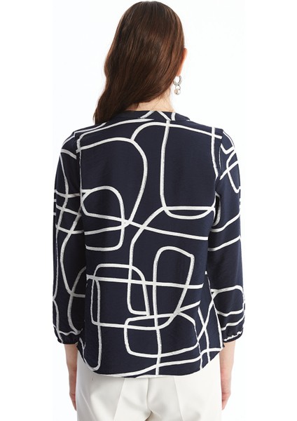 Yeni Sezon Bağlamalı Yaka Desenli Kadın Bluz indirimleri