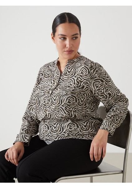 Yeni Sezon Kaçık Yaka Desenli Uzun Kollu Kadın Bluz fiyatları