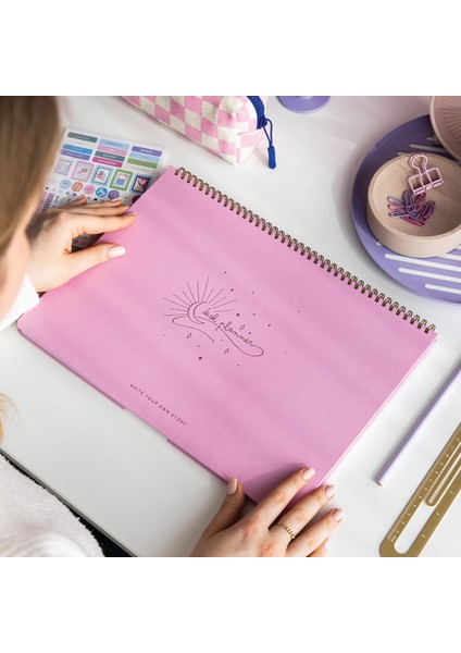 Süresiz Haftalık Spiralli Masaüstü Planlayıcı 24X34 cm - Desk Pembe