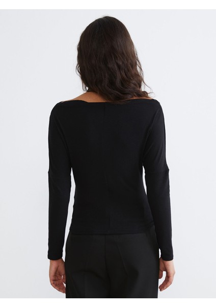 Yeni Sezon Kayık Yaka Bluz fırsatları