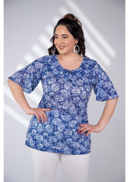 Kadın Büyük Beden Çiçekli Lacivert Bluz