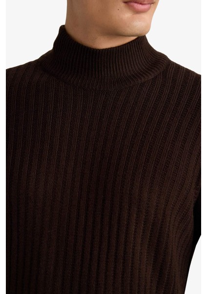 Standart Fit Balıkçı Yaka Triko Kazak F4623AX25WN indirimleri