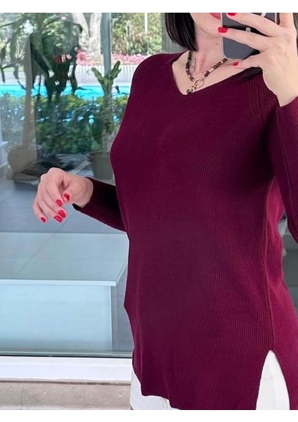 Kolları Taş Işlemeli V Yaka Kazak