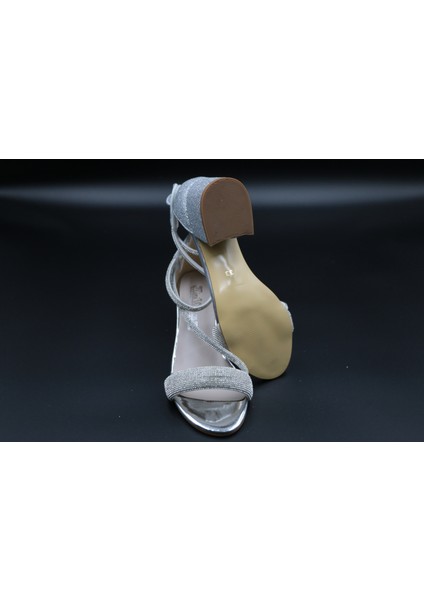 Gümüş Kız Çocuk 4 cm Topuklu Sandalet Abiye Ayakkabı indirimleri