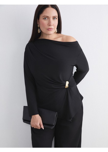 Yeni Sezon Kayık Yaka Büzgülü Bluz