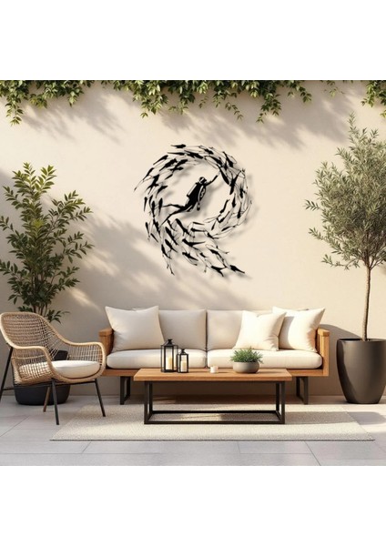 Dalgıç ve Balık Sürüsü Metal Duvar Dekoru – Deniz Tutkusunu Yansıtan Sanatsal Tasarım