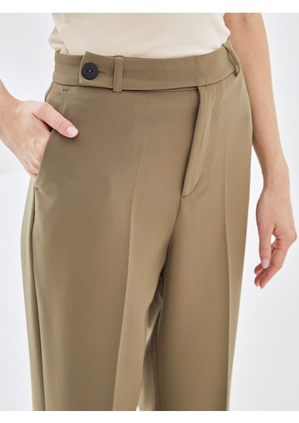 Yeni Sezon Standart Fit Geniş Paça Kadın Pantolon modelleri