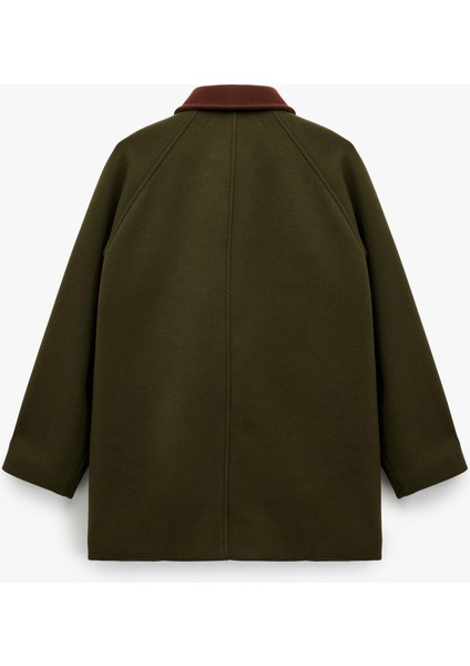 Yaka Detaylı Fermuarlı Çıtçıt Düğmeli Cepli Ceket fiyatları