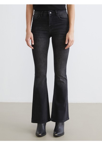Yeni Sezon Flare Kadın Jean Pantolon fiyatları