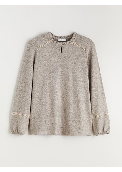 Yeni Sezon Fırfırlı Bisiklet Yaka Bluz indirimleri