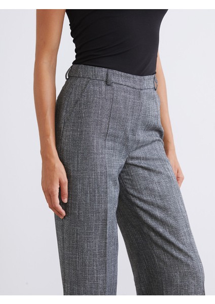 Yeni Sezon Loose Fit Geniş Paça Kadın Pantolon fırsatları