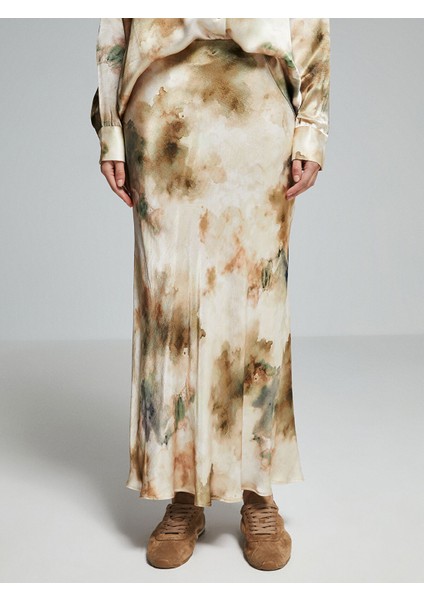 Yeni Sezon Standart Fit Desenli Saten Kadın Etek fiyatları