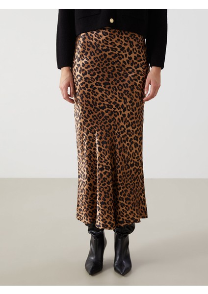 Yeni Sezon Standart Fit Leopar Desenli Saten Kadın Etek fırsatları