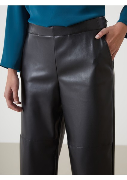 Yeni Sezon Beli Lastikli Deri Görünümlü Kadın Pantolon fırsatları