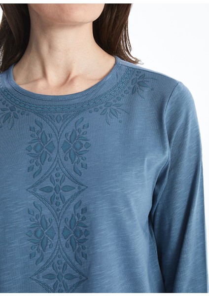 Yeni Sezon Bisiklet Yaka Nakışlı Kadın Bluz fırsatları