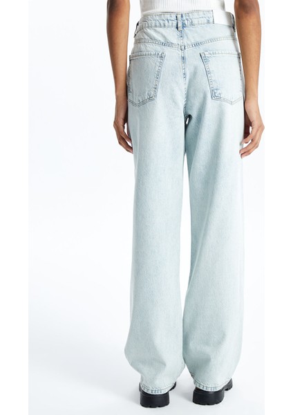 Yeni Sezon Straight Fit Kadın Jean Pantolon fırsatları