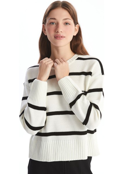 Yeni Sezon Bisiklet Yaka Çizgili Uzun Kollu Kadın Triko Kazak