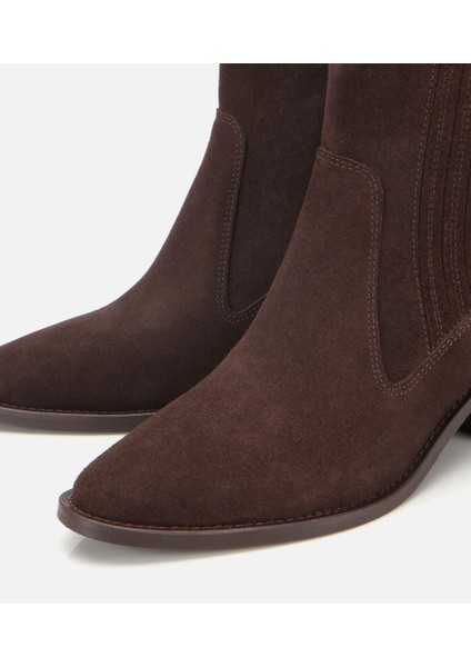 01BOH313130A480 KADIN Süet Deri Kahverengi Sivri Burunlu Lastik Detaylı Topuklu Bot modelleri