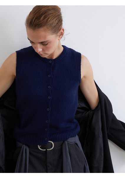 Yeni Sezon Bisiklet Yaka Kadın Triko Yelek