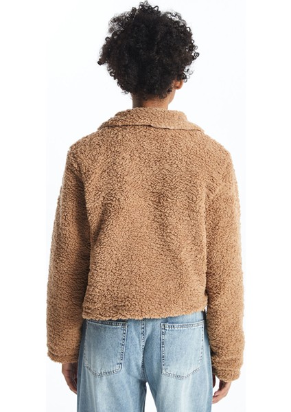 Yeni Sezon Gömlek Yaka Kadın Pelüş Ceket fırsatları