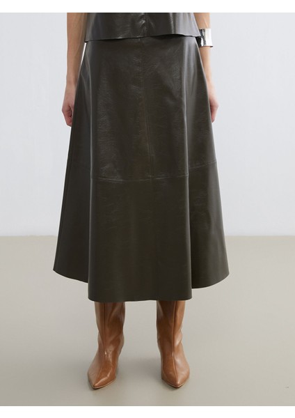 Yeni Sezon Beli Fermuarlı A Kesim Deri Görünümlü Etek fiyatları