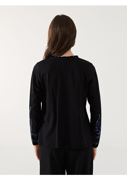 Yeni Sezon Bağlamalı Yaka Desenli Kadın Bluz indirimleri