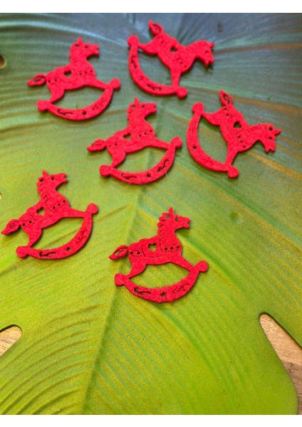 6 Adet Kırmızı Keçe At Arma Seti 7x7 cm