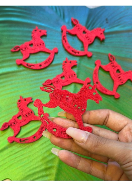 6 Adet Kırmızı Keçe At Arma Seti 7x7 cm modelleri