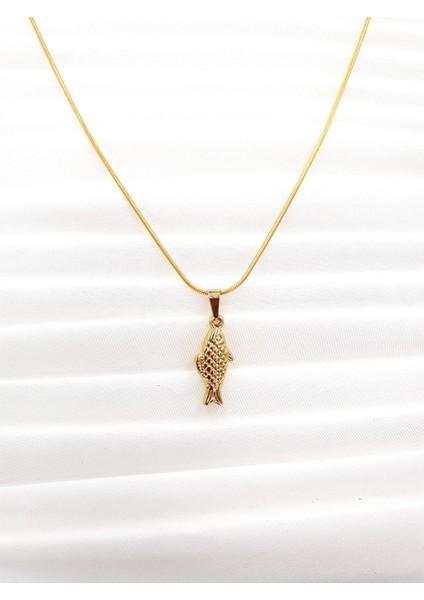 Balık Figürlü Altın Kolye – Deniz Esintili, Minimal ve Zarif Tasarım fiyatları