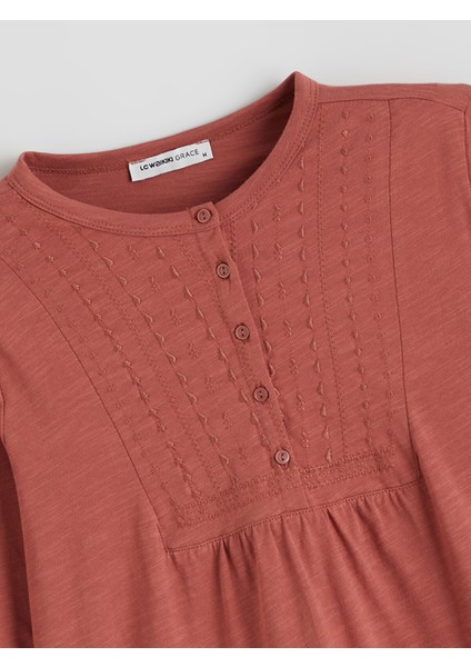 Yeni Sezon Bisiklet Yaka Nakışlı Bluz fiyatları