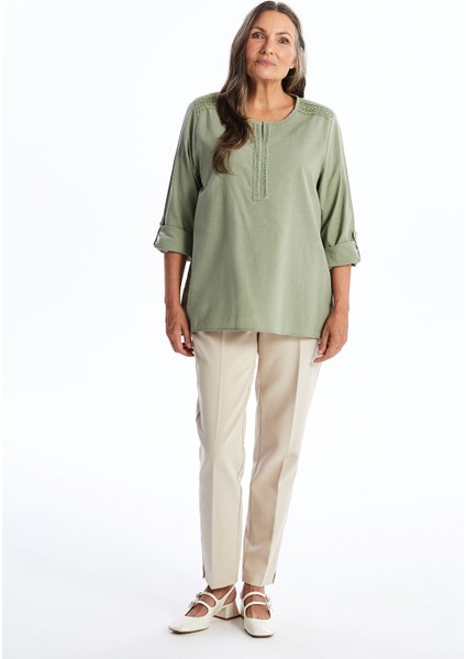 Yeni Sezon Kaçık Yaka Dantel Detaylı Uzun Kollu Kadın Bluz fiyatları