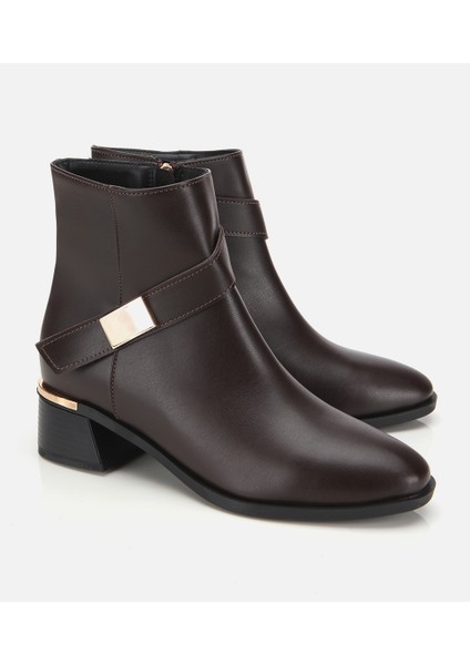 01BOH314860A480 KADIN Kahverengi Metal Detaylı Bilekte Düz Bot fiyatları