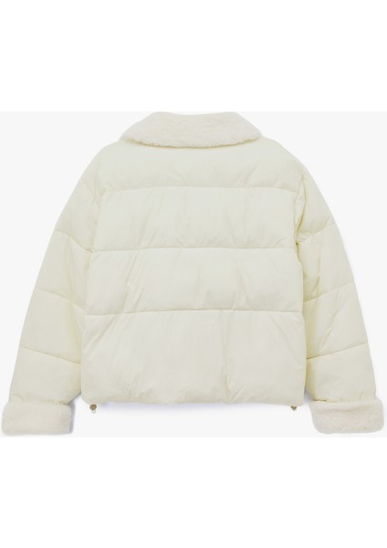 Uzun Kollu Suni Kürk Yaka Fermuarlı Cepli Kapitone Ceket fırsatları