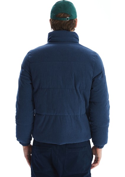 Yeni Sezon Standart Kalıp Dik Yaka Kadife Erkek Şişme Mont indirimleri