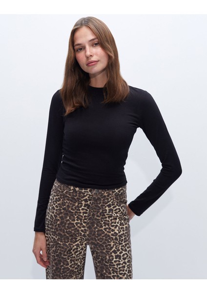 Yeni Sezon Dik Yaka Düz Uzun Kollu Kadın Body