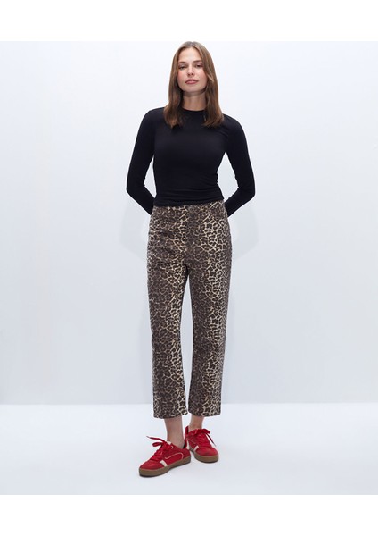 Yeni Sezon Dik Yaka Düz Uzun Kollu Kadın Body fiyatları