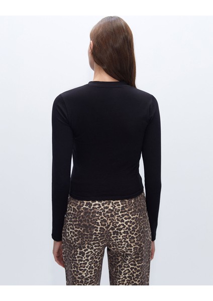 Yeni Sezon Dik Yaka Düz Uzun Kollu Kadın Body indirimleri