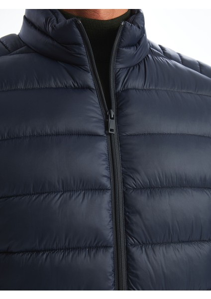 Yeni Sezon Standart Kalıp Dik Yaka Erkek Şişme Mont modelleri