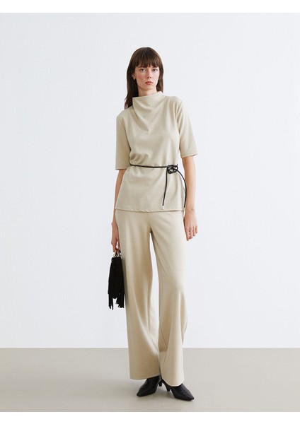 Yeni Sezon Dik Yaka Beli Kemerli Bluz fiyatları