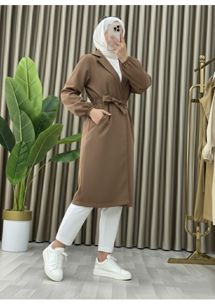 Bondit Kumaş Cepli Kuşaklı Kadın Trençkot fırsatları