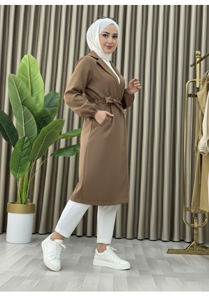 Bondit Kumaş Cepli Kuşaklı Kadın Trençkot