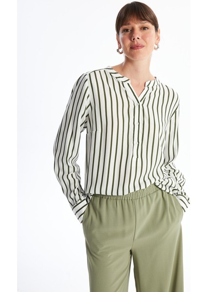 Yeni Sezon Kaçık Yaka Çizgili Kadın Bluz