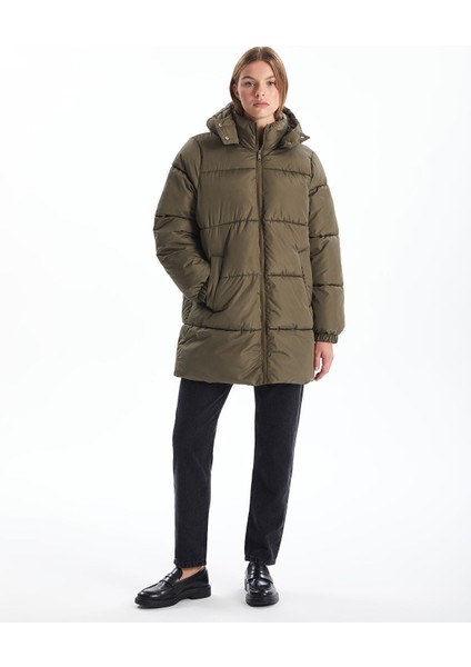 Yeni Sezon Kapüşonlu Kadın Şişme Mont fiyatları