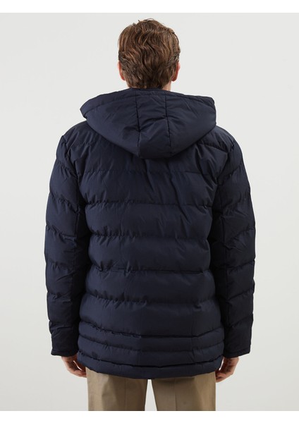 Yeni Sezon Standart Kalıp Kapüşonlu Erkek Şişme Mont indirimleri