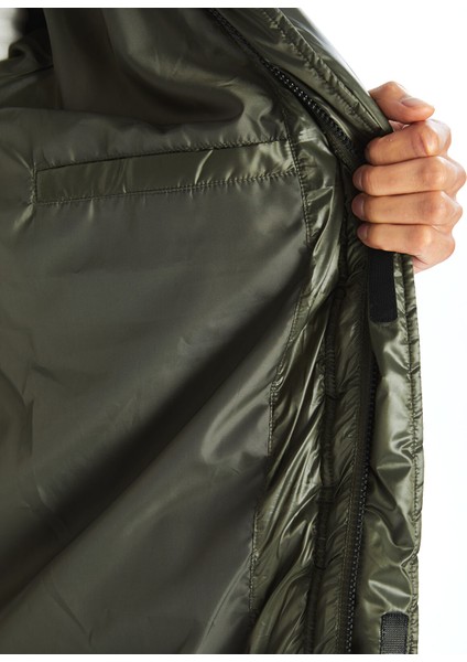 Yeni Sezon Rahat Kalıp Kapüşonlu Erkek Şişme Mont fırsatları